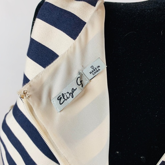 Mixed Print Popover Fit & Flare Dress w/ Pockets - Picture 6 of 8